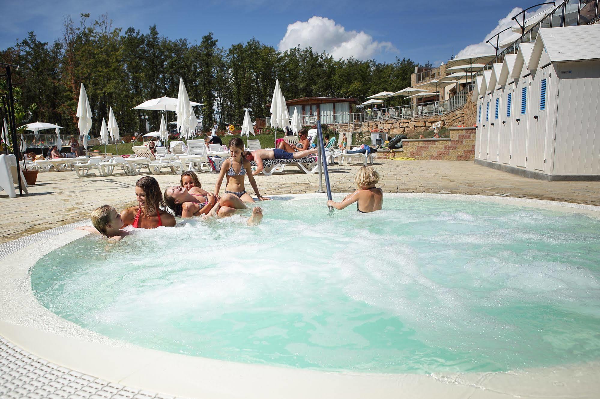 Glamping Village Orlando In Chianti Volpaia Kültér fotó